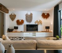 Villa The Beach Villa Cemagi, TV Zimmer